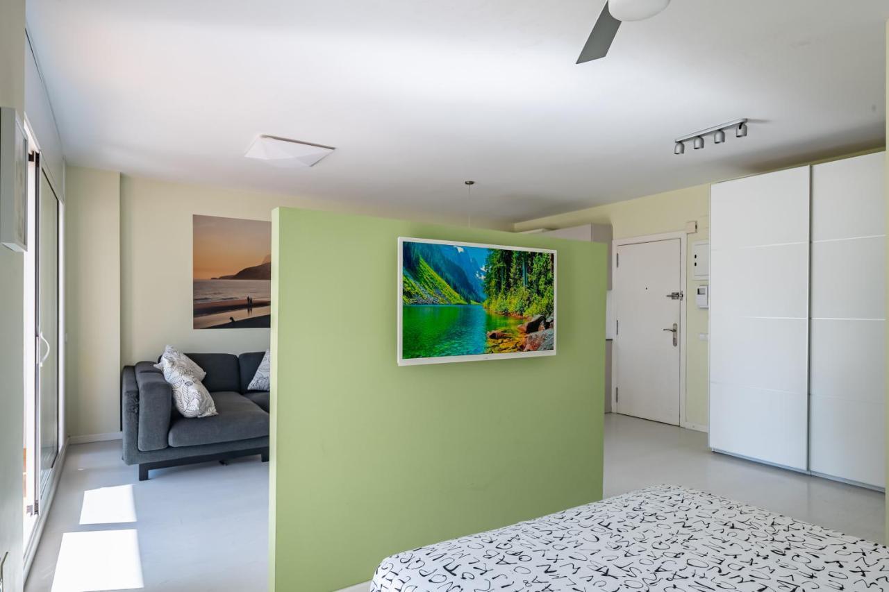 Apartamento Bahia Blanca ヴィラノヴァ・イ・ラ・ジェルトル エクステリア 写真